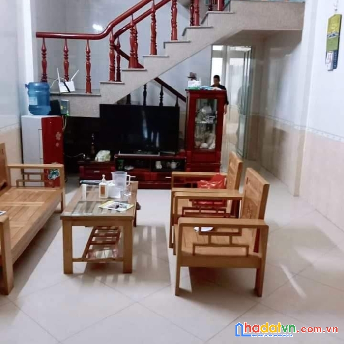 Chính chủ cần bán nhanh căn nhà 3 tầng tại địa chỉ số nhà 27 tổ 2 khu 8 thị trấn cái rồng vân đồn