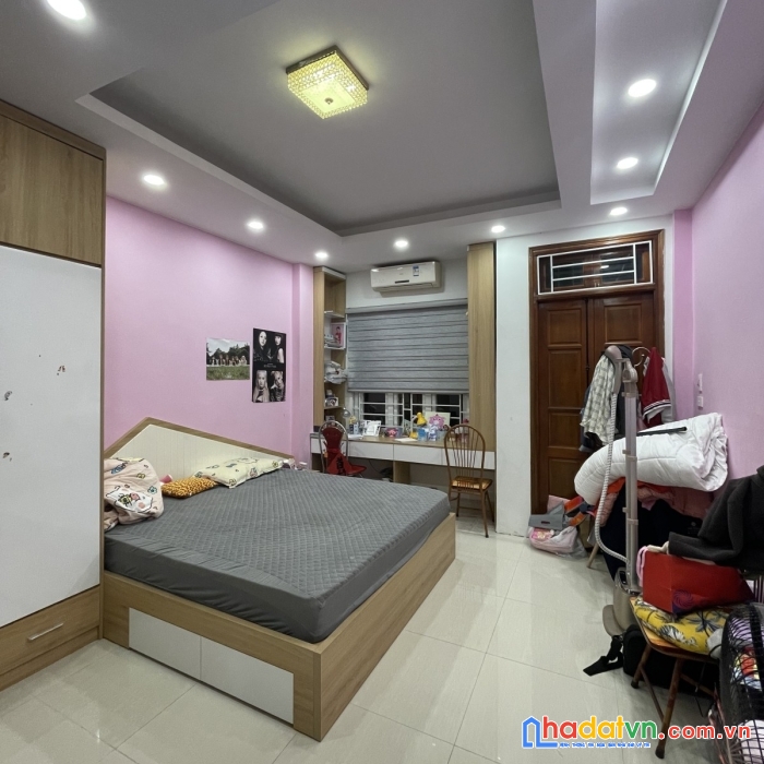 Bán nhà khương đình, thanh xuân, sát mặt phố,ô tô 50m2, 5 tầng chỉ 5.8 tỷ.