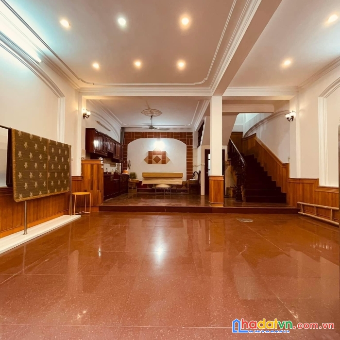 Phân lô vip phùng chí kiên 2 mặt ngõ ô tô- ô chờ thang máy- hơn 7 tỷ