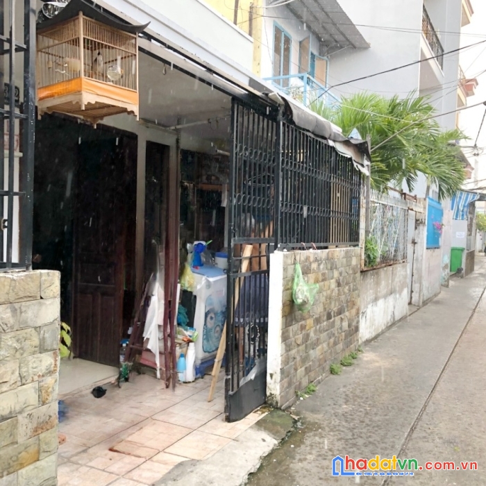 Nhà nở hậu chữ l,diện tích 120m2 đường phạm thế hiển p6q8. giá 5,4 tỷ tl