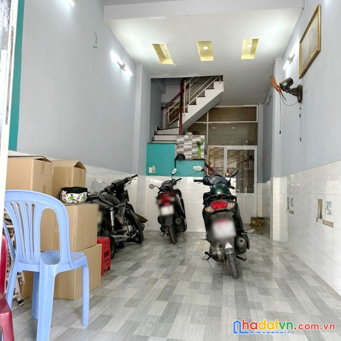 Nhà bán mặt tiền phạm thế hiển p5q8 giá 5tỷ980