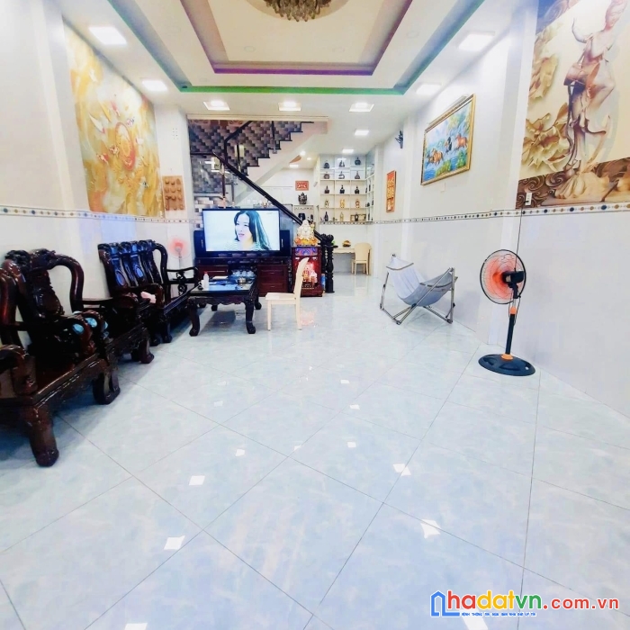 Cực hiếm, xe hơi đổ cửa -hẻm thông-dt 80m_ lê văn lương phường tân hưng  q7-1 sẹt