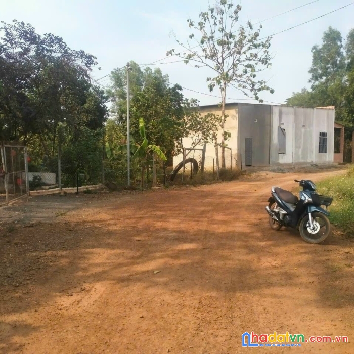 Bán đất cây gáo, tân lập 2, 2000m2, thổ cư 300m chỉ 1 tỷ 9