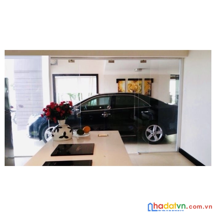 Nhà mặt tiền sơn trà gần cầu sông hàn, góc 2 mt, 133m2, 8x19m