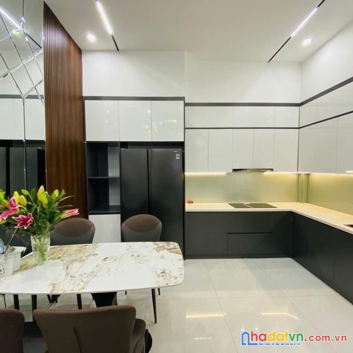 Bán nhà văn quán hà đông 5t mt 5m chỉ hơn 4tỷ nhà mới ô tô kinh doanh