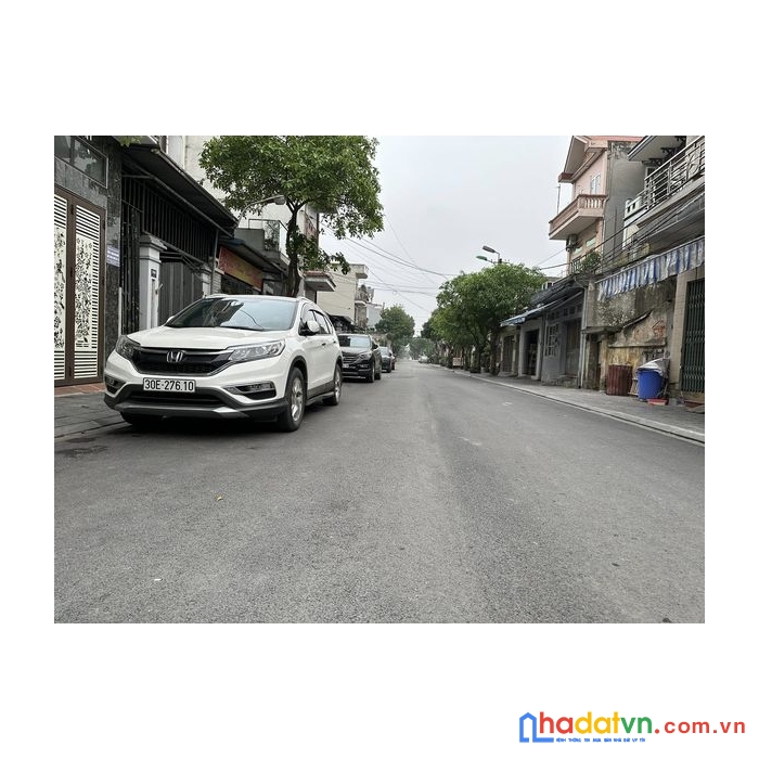 Cực vip nhà tổ 23 tt đông anh, lô góc 2 mặt thoáng, 2 ô tô tránh, 62,5m2, giá 4,1 tỷ.