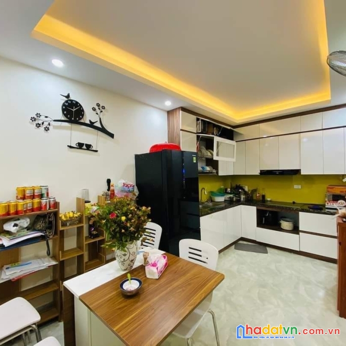 Bán nhà phố chính kinh 45mx4t ngõ nông gần ô tô hàng xóm royal city nhà đẹp ở ngay nhỉnh 4 tỷ