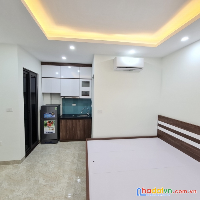 Bán nhà ngõ 63 phú mỹ, từ liêm, 8 tầng thang máy, mặt ngõ thông kinh doanh, dòng tiền 1,2 tỷ năm