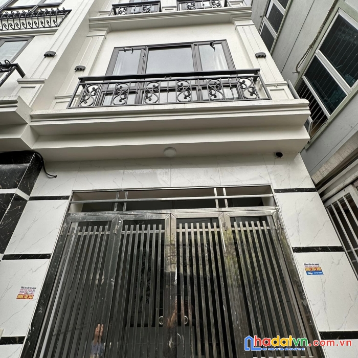 Bán nhà dương nội 4 tầng - 33m2 - 4 phòng ngủ - mặt tiền 3,5m - ngõ oto đỗ cửa - giá chỉ 2ty700tr