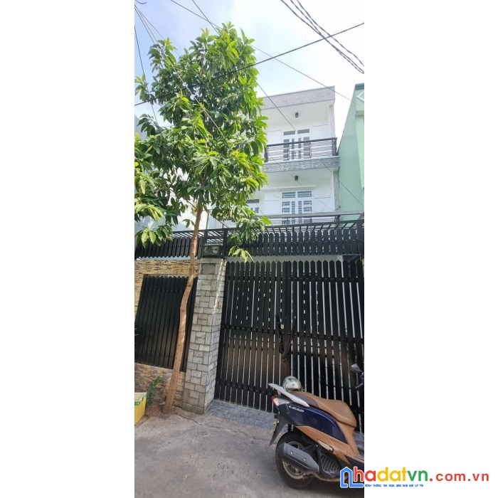 Bán nhà 3 tầng mới, hơn 100m2, sát tân phú, ngang bề thế 5m, chỉ nhỉnh nhẹ
 6 tỷ.