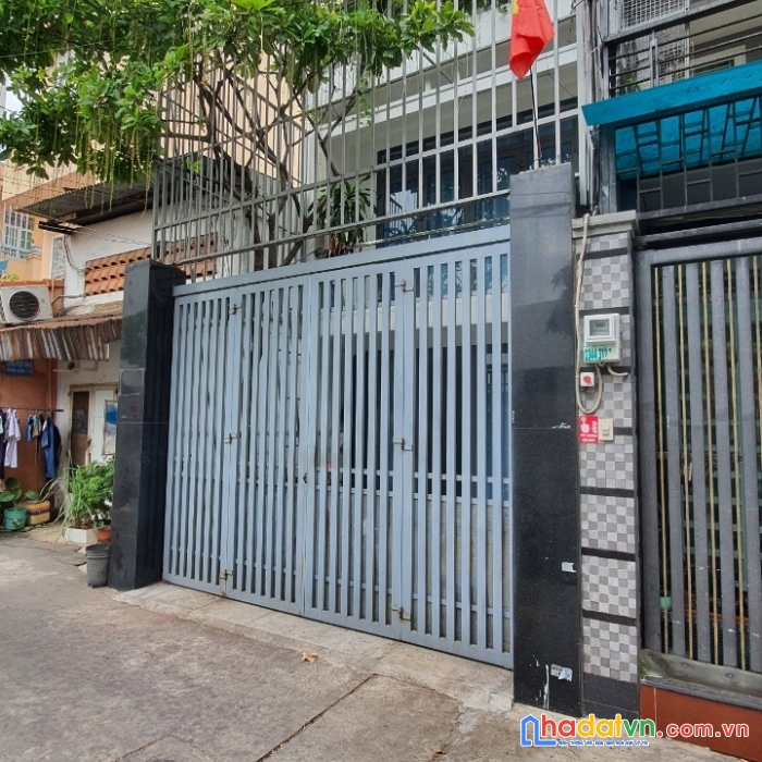 Bán nhà đường trường chinh, 4,4x25m, 3 tầng gần tham lương