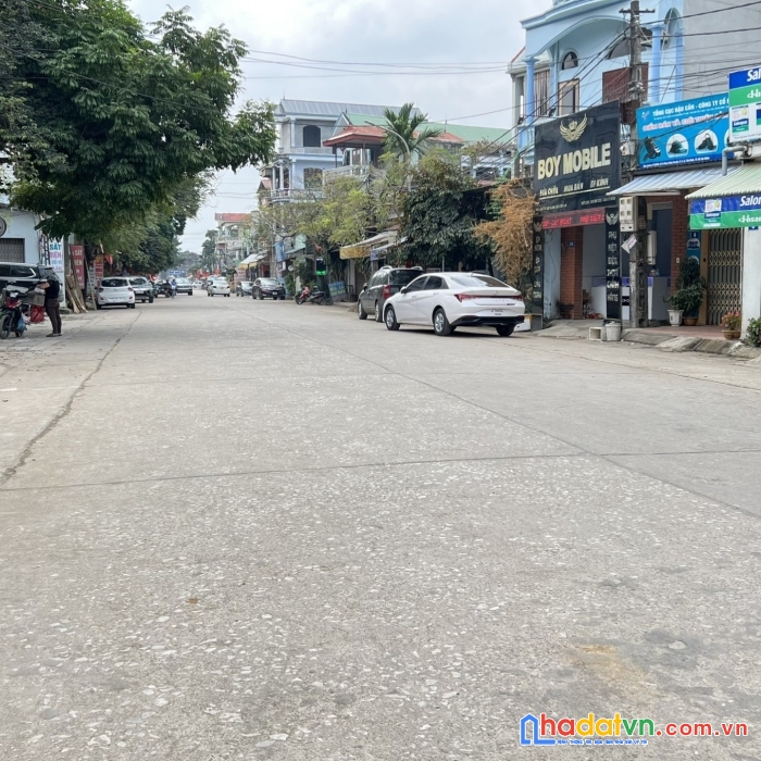 Đất đối diện chợ,gần mặt đường quốc lộ 21a thị xã sơn tây 70m2 gần khu kinh doanh sầm uất
