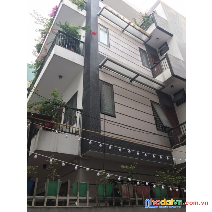 Bán nhà phố đào tấn đẹp như khách sạn 103m2 4 tầng mặt tiền 6m giá chỉ 13,5 tỷ