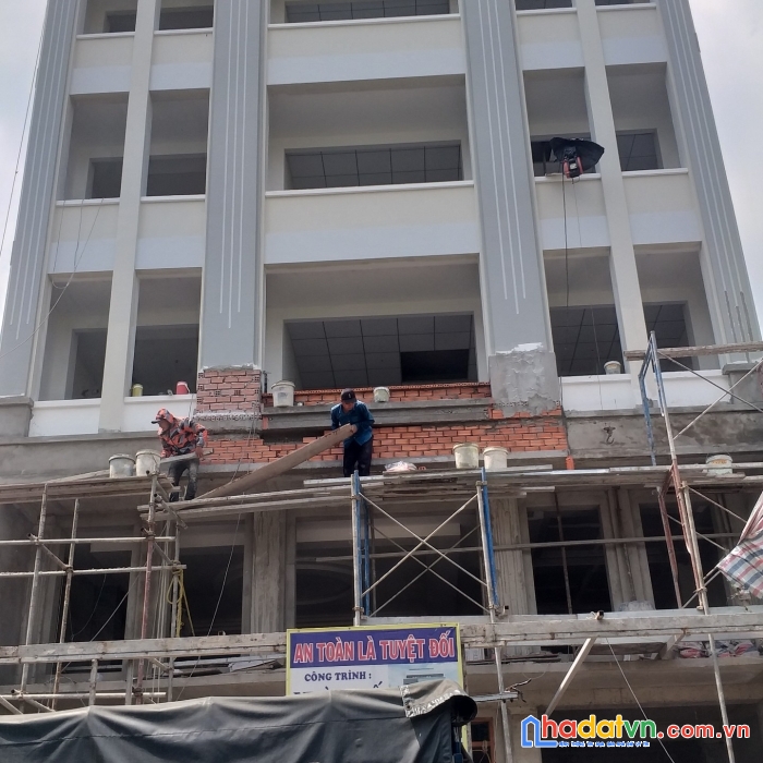 Toà nhà mặt tiền nguyễn trọng tuyển, p1, tân bình