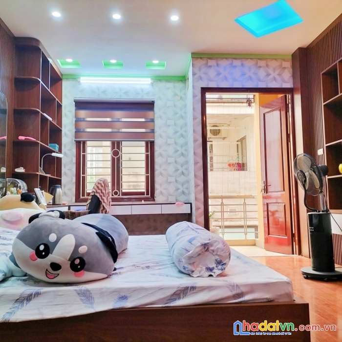 Bán nhà lương thế vinh, thanh xuân, phân lô, ô tô, nhà mới đẹp 5 tầng 45m2 chỉ hơn 6 tỷ.