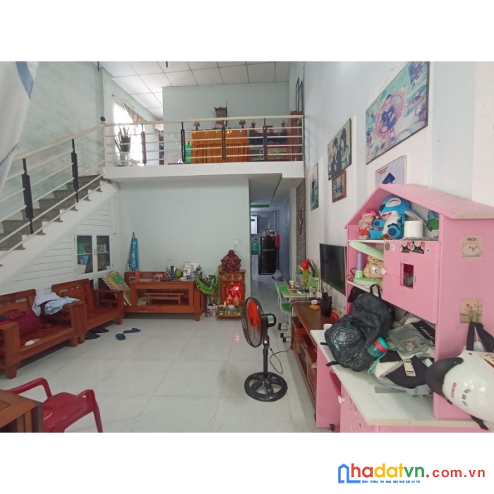 Bán nhà mê lửng mẹ nhu gần đại học thể thao