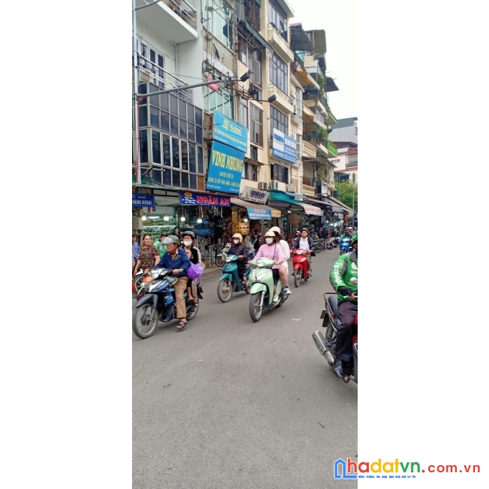 Nhà mặt phố hoàn kiếm, hàng khoai – đồng xuân, phố cổ.
