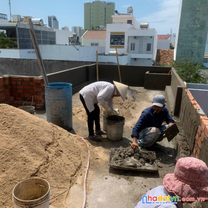 Bán nhà ngộp bank nguyễn biểu vĩnh hải nha trang gần chợ và biển 0985451850