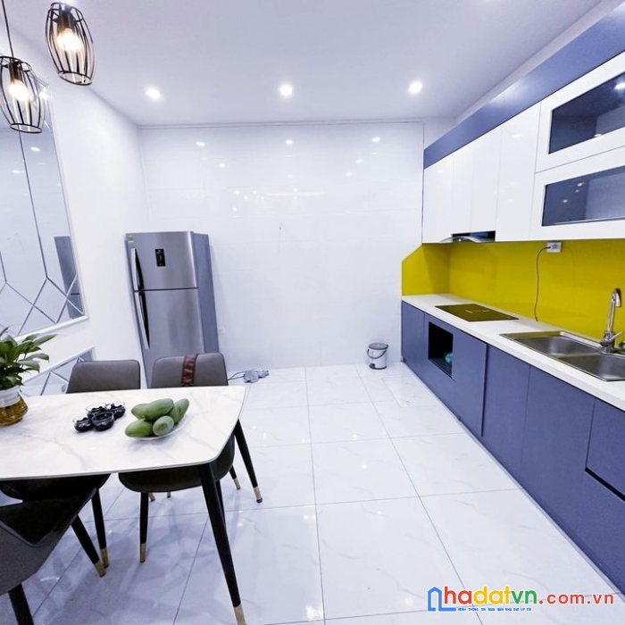 Bán nhà xuân đỉnh-35m-5tầng-lô góc-oto đỗ-giá 4tỷ