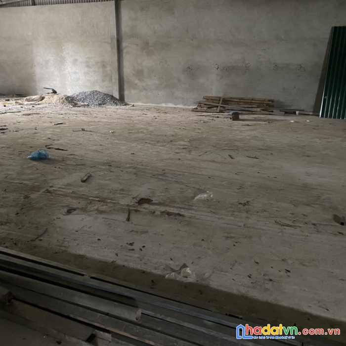 Cho thuê 400m kho xưởng tại thường tín hà nội. xe container đỗ cửa giá 15 triệu