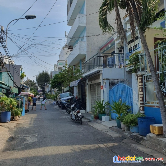 Biệt thự tân phú- thoại ngọc hầu, 4 tầng, hẻm xe tải thông, 207m2 giá 24 tỷ, gần ngã tư 4 xã