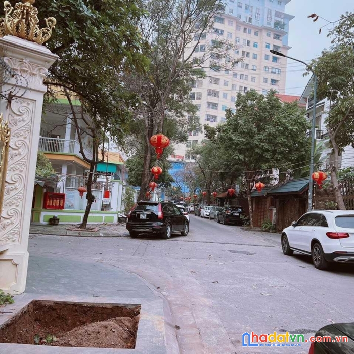 Bán nhà đẹp ngõ 68 cầu giấy.thoáng trước sau, ngõ rộng sạch sẽ,thông thoáng vài bước ra phố, giá