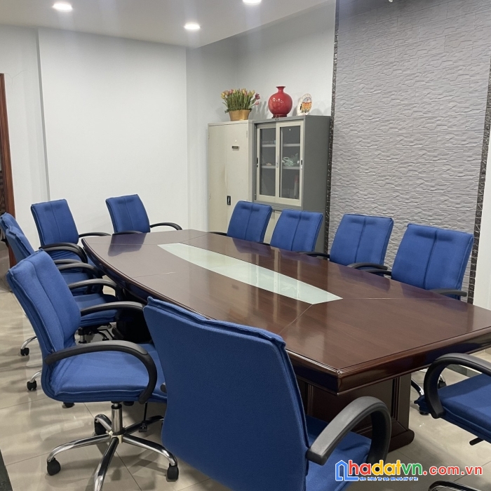 Bán mt đào duy từ quận 10 6 tầng đúc btct ,8pn 80m2 kinh doanh cực vip 28 tỷ tl
