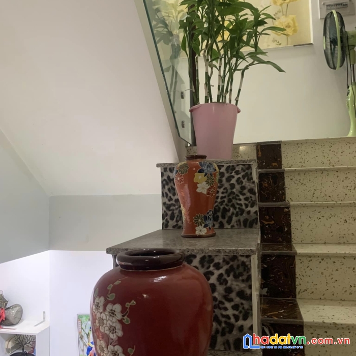 Bán nhà 4lầu ngay chợ tân bình 60m2 ngang 4.5m kd buôn bán đa nghề 7tỷ