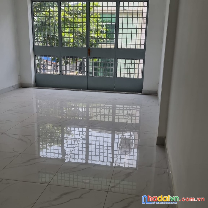 Hàng hiếm mtkd đỉnh cộng hòa, 150m2 ngang 6.2m 5 lầu view etown 30 tỷ