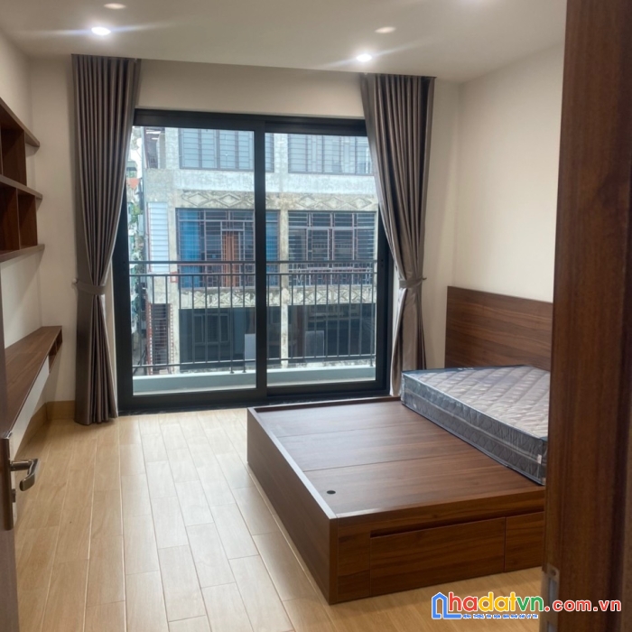 Bán toà ccmn trần khát chân, hai bà trưng, ô tô đỗ cửa, thang máy - dòng tiền hơn 700tr/ năm giá