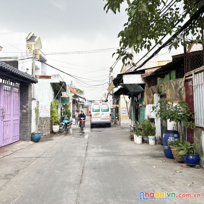 Mặt tiền hẻm 8m - phù hợp buôn bán kinh doanh - hxh thông gần cvpm quang trung, chỉ nhỉnh 4 tỷ.