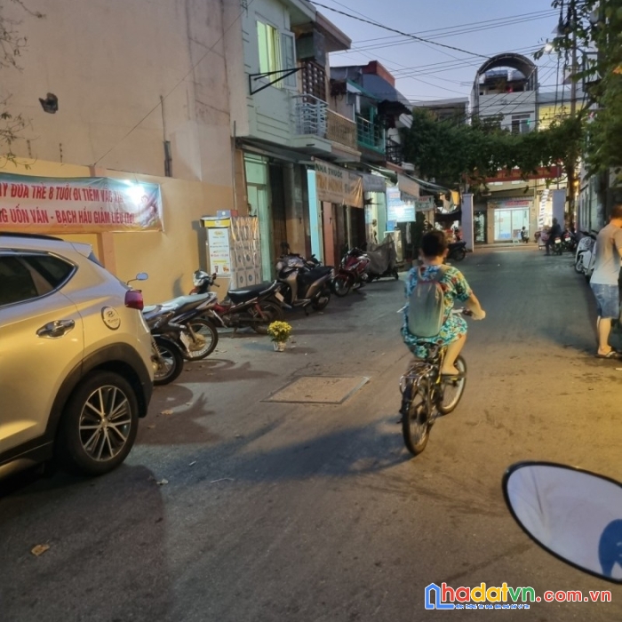 Hải châu-bán nhà đẹp kiệt oto núi thành-56m2-3t-ngang4m-giá 4-5 tỷ-0905891799