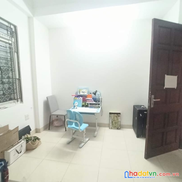 Bán nhà ngọcthuỵ, quận long biên, vỉa hè ô tô tránh diện tích 50 m2 x 4 tầng