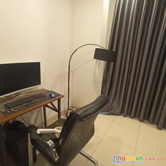 Bán nhà ngọcthuỵ, quận long biên, vỉa hè ô tô tránh diện tích 50 m2 x 4 tầng