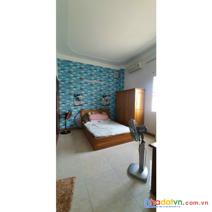 Bán biệt thự sân vườn 380m2, đường nhựa 8m gần cây xăng 75. chỉ 8,5 tỷ