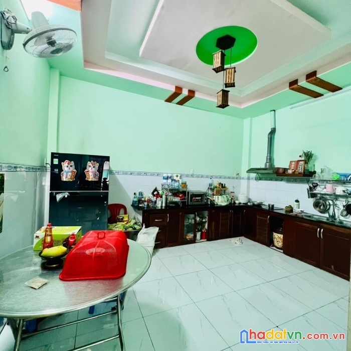 Chính chủ gấp bán nhà đất mới- bình trị đông, hxh, 4 tầng, 70m2 chỉ 6.499 tỷ, ngang 5m