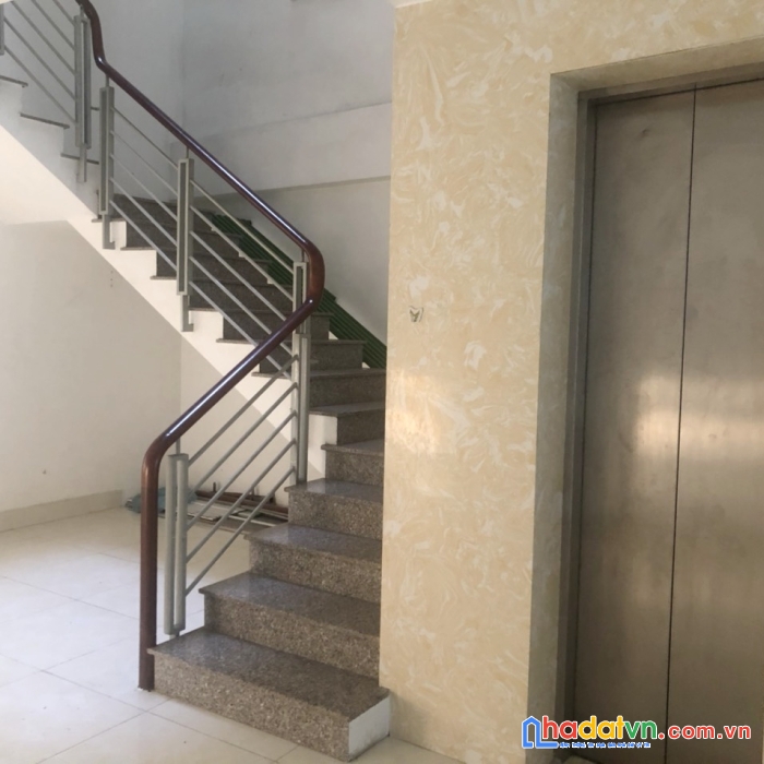 Nhà thuê 5 tầng mặt tiền phạm hùng p5q8 - giá : 55 triệu