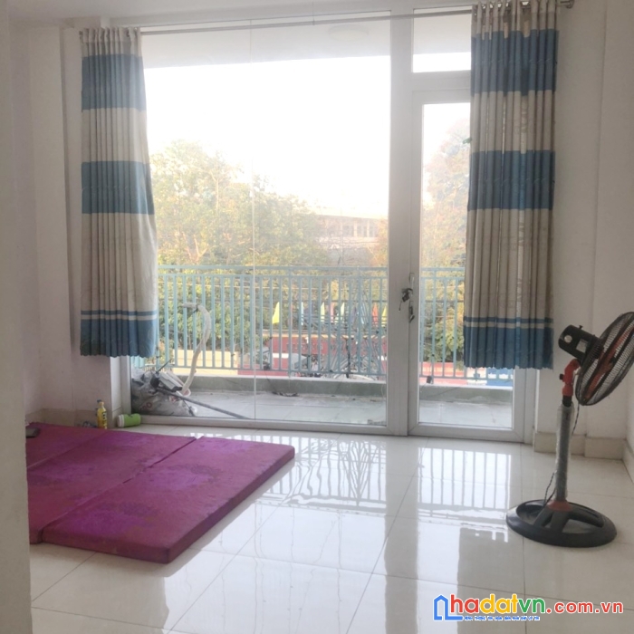 Nhà thuê 5 tầng mặt tiền phạm hùng p5q8 - giá : 55 triệu