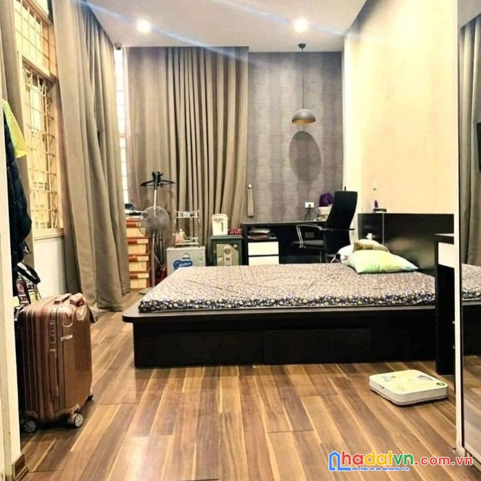 Phân lô phố nguyễn khánh toàn- ngõ trước nhà 2 ô tô tránh- kinh doanh vip- giá hơn 7 tỷ