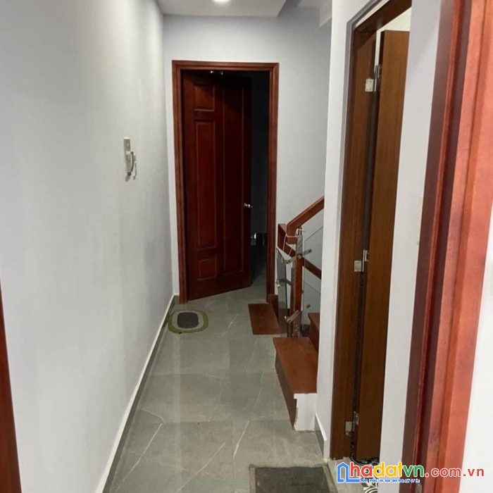 Siêu phẩm hxt tới nhà, 15m ra mt đường 3/2, đang hđ thuê mb 25tr/th, 3 tầng, 45m2, 10.5 tỷ