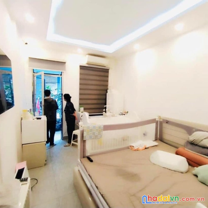 Hot !!! xem ngay nhà phố đội cấn ba đình 45m2, 5 tầng kinh doanh, ngõ thông rộng tặng full nội