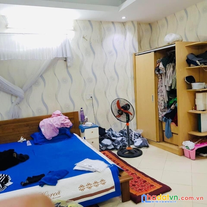 Hot !!! xem ngay nhà phố đào tấn ba đình 35m2, 5 tầng đẹp tặng nội thất, thông thoáng ở ngay chỉ 4