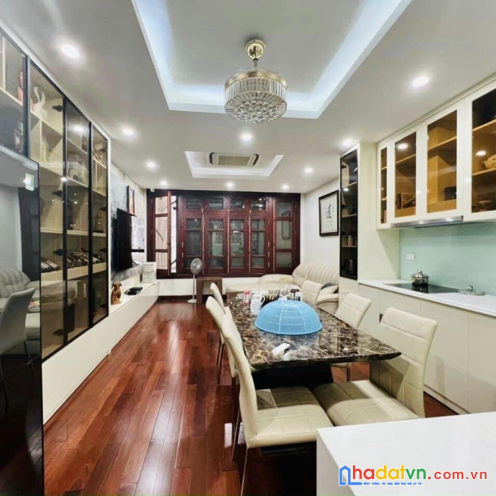 Bán nhà mặt phố lý thường kiệt, hà đông phân lô vỉa hè 5 tầng 44m² _ kd sầm uất giá 5.9 tỷ.