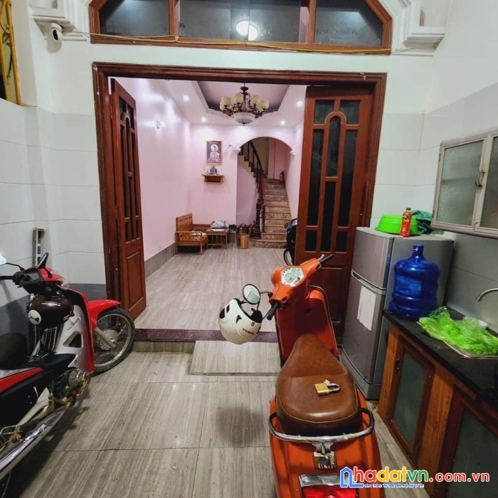 Cực phẩm!! cần bán gấp nhà ngọc khánh ba đình 40m2, 5 tầng 9 phòng khép kín, dân tự xây chắc chắn