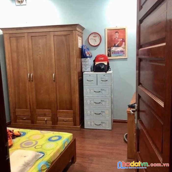 Cực phẩm!! cần bán gấp nhà 5 tầng thang máy,, ô tô kinh doanh, phân lô 43m2, 5 tầng tặng nội thất