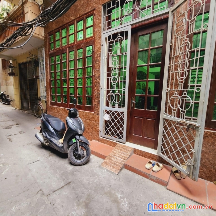 Cực phẩm!! cần bán gấp nhà phố hạ yên, cầu giấy 55m2 cạnh phố chủ tự xây chắc chắn 5 tầng đẹp ở