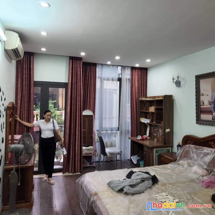 Cực phẩm!! cần bán gấp nhà riêng phố trần quốc hoàn cầu giấy phân lô ô tô tránh 55m2, 5 tầng đẹp,