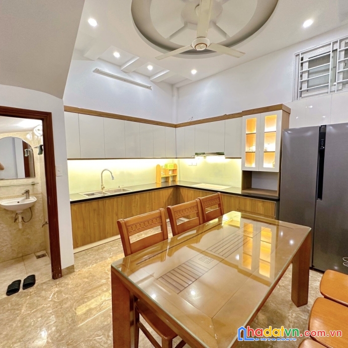 Quan nhân cực hot - khu vip 
thanh xuân, ô tô đỗ cổng, 45m, 5t, giá hơn 5 tỷ