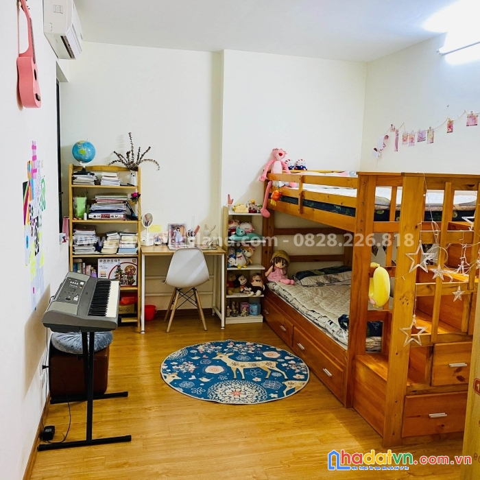 Bán căn hộ chung cư the golden an khánh, tầng thấp 65m2 ban công đông bắc full nội thất
