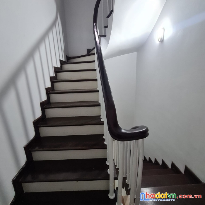 Bán gấp lô góc, oto tránh, kinh doanh, homestay cao cấp!!!
